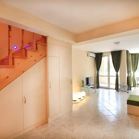 Lejlighed Sintria Court Premium, Art-maisonettes & Panoramic Roof