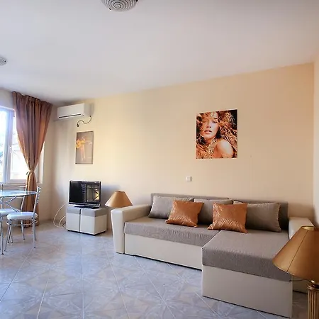 Sintria Court Premium, Art-maisonettes & Panoramic Roof *