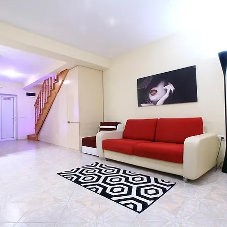 Sintria Court Premium, Art-maisonettes & Panoramic Roof * Balchik