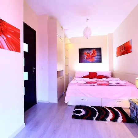 Sintria Court Premium, Art-maisonettes & Panoramic Roof *